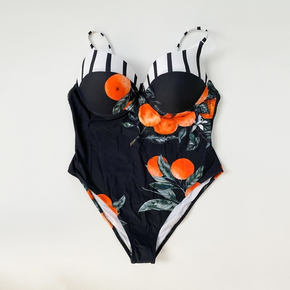 Cupshe One Piece Swimsuit - Picture 1 of 10